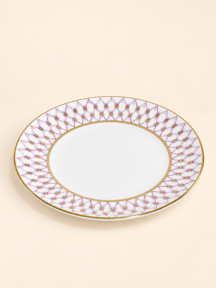 Mashrabiya Porcelain Service Plate, 27 cm in lilac by Oriental Elegance